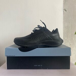 Nike Air Zoom Pegasus 38 SHIELD Sz 8.5 (Gently Used)